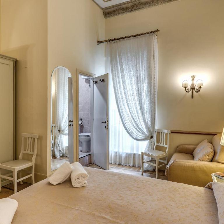 Hotel Labelle - Triple Room - 33
