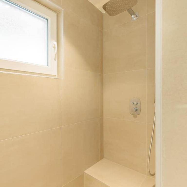 Modern Top Floor Apartment with Private Rooftop Terrace - Apartman sa 2 Spavaće Sobe - 24