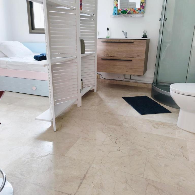 Bel Air Villa 5BR, Private Pool, Parking and Beach - Villa - 19