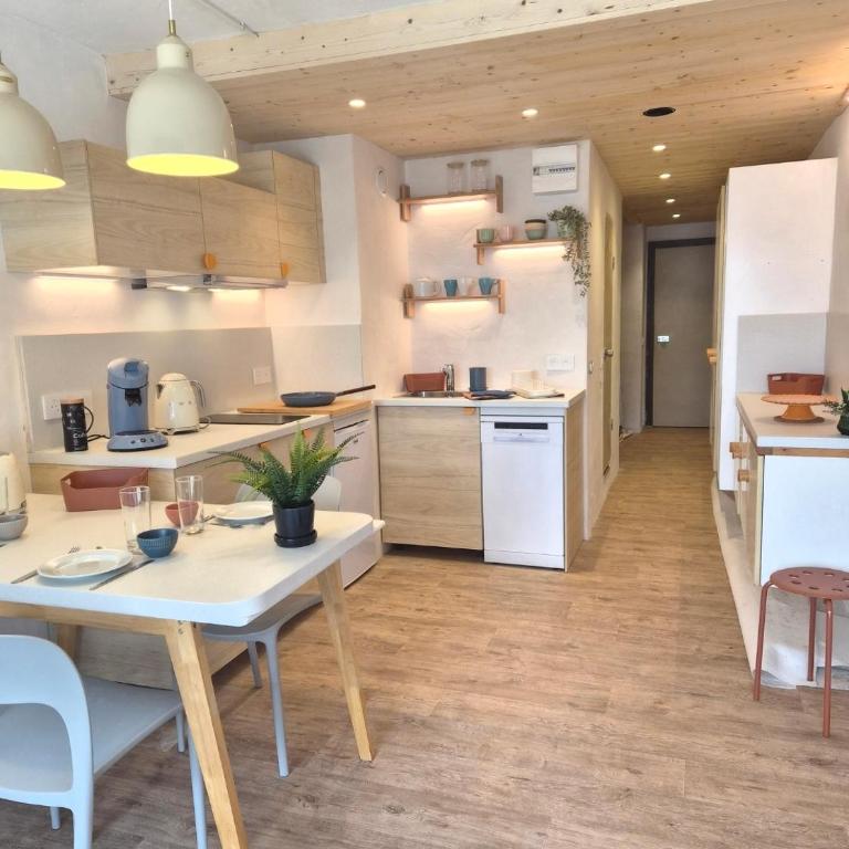 Arc 2000 -location Appartements et de 1 studio avec balcon, vue, ski in off, Wi-Fi - Studio - Vue sur Montagne - 2