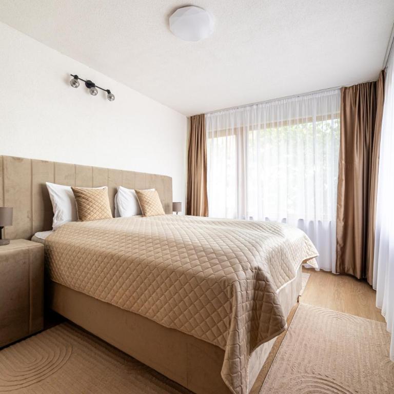 Old Town Lubina Design Apartments - Three-Bedroom Premium Apartment - 8