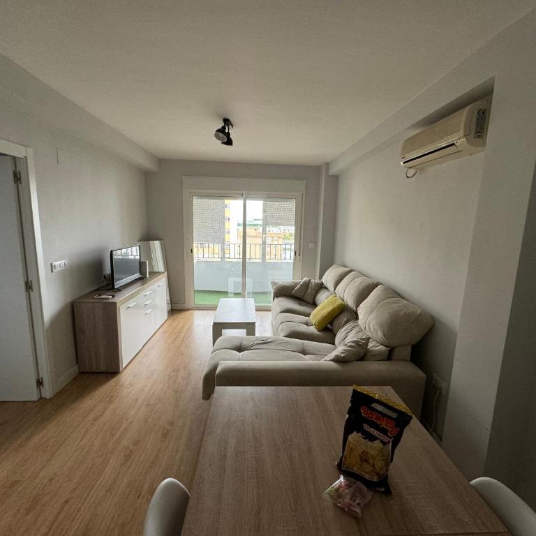 XRYHOMES II Residencial en Jerez con 3 hab, 6pax, a 10 min del centro - Apartamento de 3 dormitorios - 1
