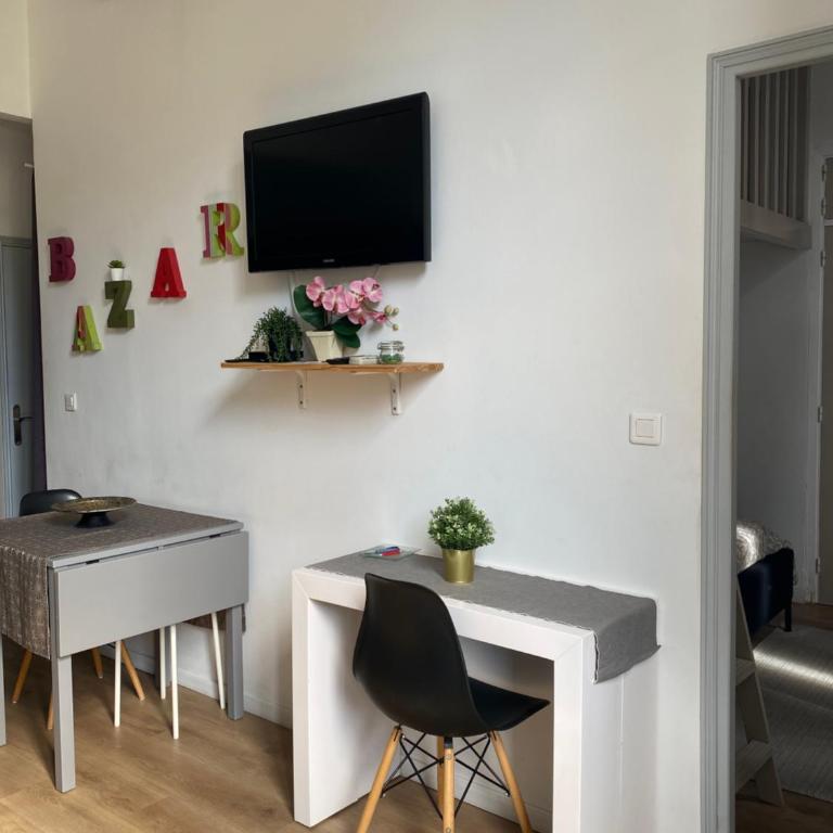 Joli appartement à 5 minutes du palais et plages - Appartement 1 Chambre - 4