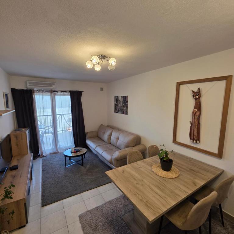 Apartmani Komatina Đenovići 2 - Apartman sa 1 Spavaćom Sobom - 7