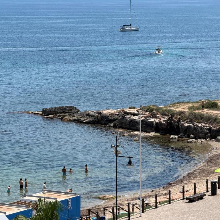Stylish Frontline Punta Prima Suite with Sea Views - Appartement 2 Chambres - 36