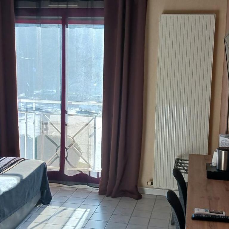 Hotel Médicis - Chambre Triple Standard - 7