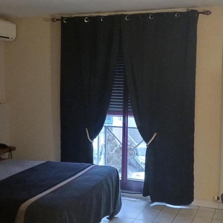 Hotel Médicis - Chambre Double Standard - 7