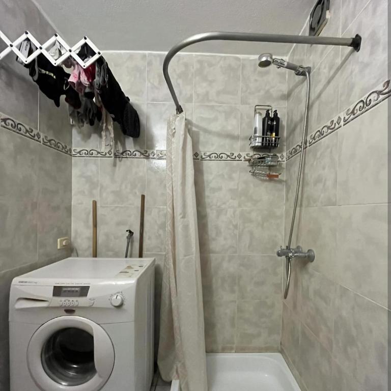 Habitación Privada en departamento compartido - Habitación Doble - 1 o 2 camas - 10
