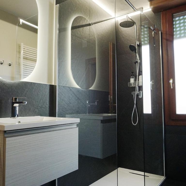 Ca' Serena - 15 minutes from Venice - Free Parking - Appartamento con 2 Camere da Letto - 3
