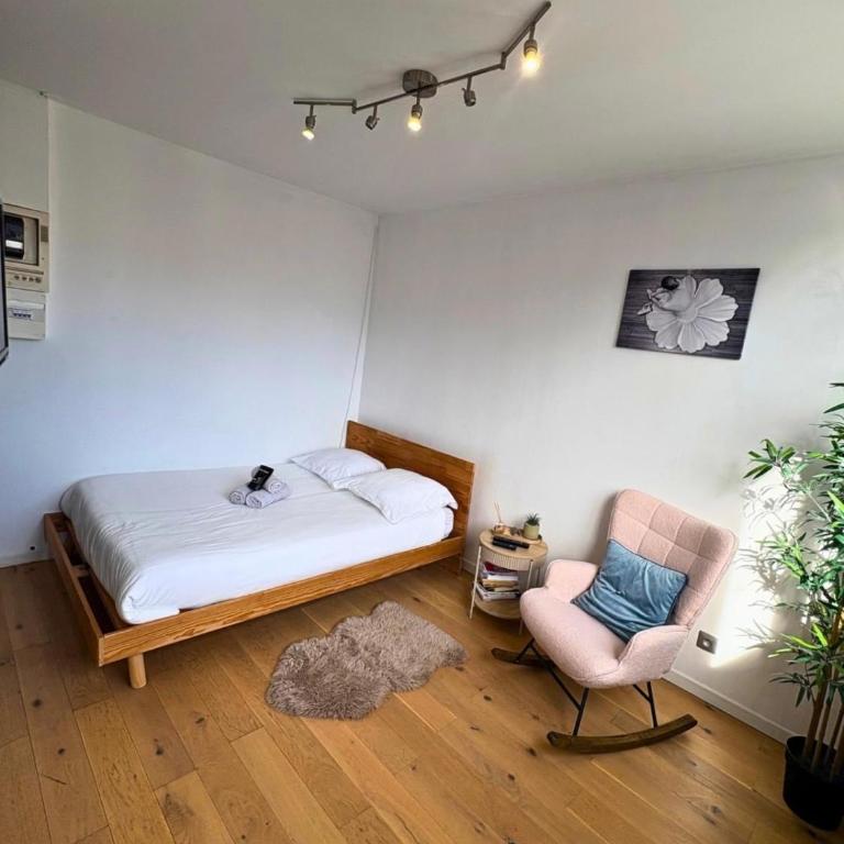 Studio ballerina Gratte ciel Lyon - Appartamento con 1 Camera da Letto - 9