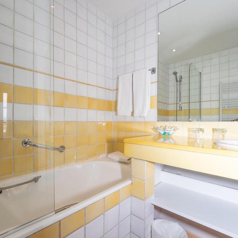 hôtel Sube - Chambre Lit King-Size - 1