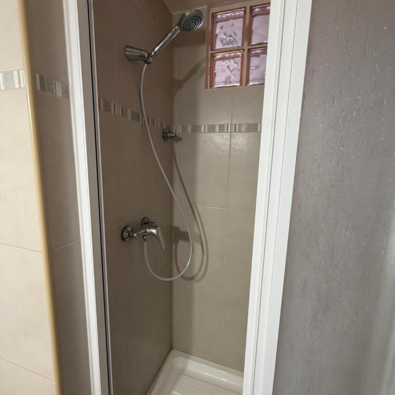 Saloulevant - One-Bedroom Apartment - 11