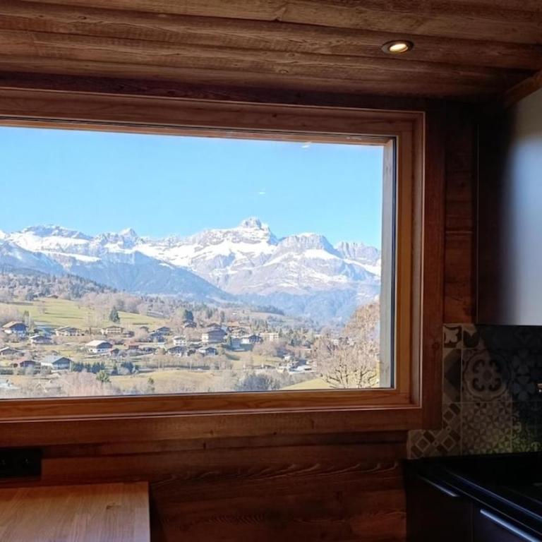 Chalet de Capucine avec jacuzzi et magnifique vue - Chalet 1 Chambre - 12