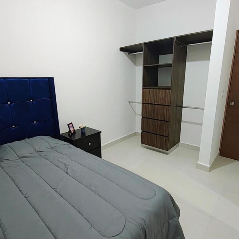 Casa Familiar de 3 habitaciones en Guadalupe BBVA FIFA - Casa de 3 dormitorios - 12