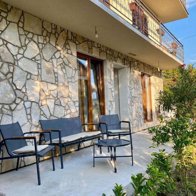 Milosavljevic Apartments - Two-Bedroom Apartment with Garden View - 15