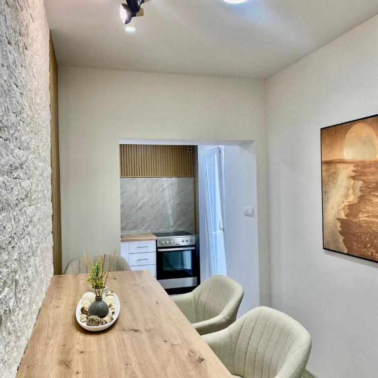 Milosavljevic Apartments - Two-Bedroom Apartment with Garden View - 18