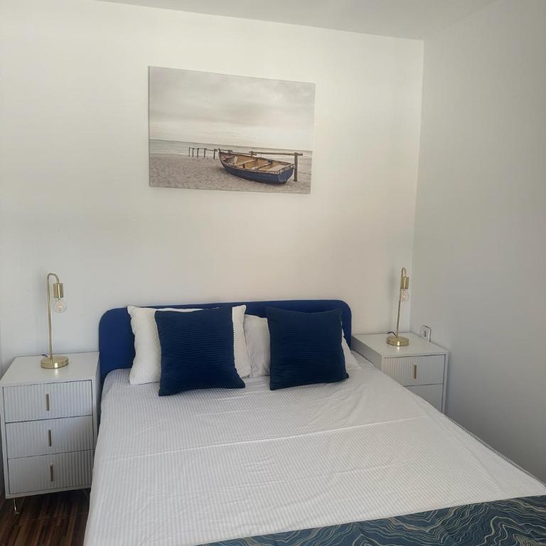 Monte Azzurro - One-Bedroom Apartment - Oceanfront - 4