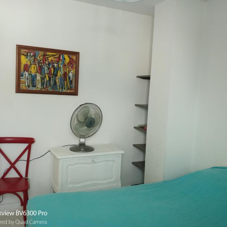 chambres 1 et 2 - Chambre Lits Jumeaux Standard avec Salle de Bains Commune - 3