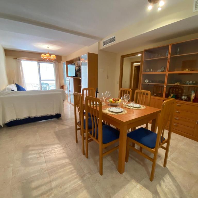 Apartamento a 5 minutos de todo - Three-Bedroom Apartment - 6
