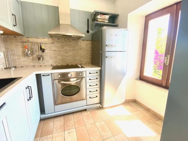 Sea View Apartment La Maddalena - Appartamento con 1 Camera da Letto - 18