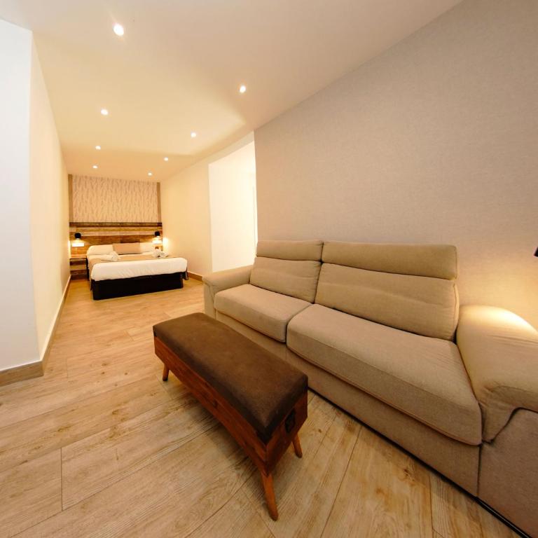 Hotel Zen Airport - Habitación Cuádruple con servicio gratuito de enlace con el aeropuerto - 5