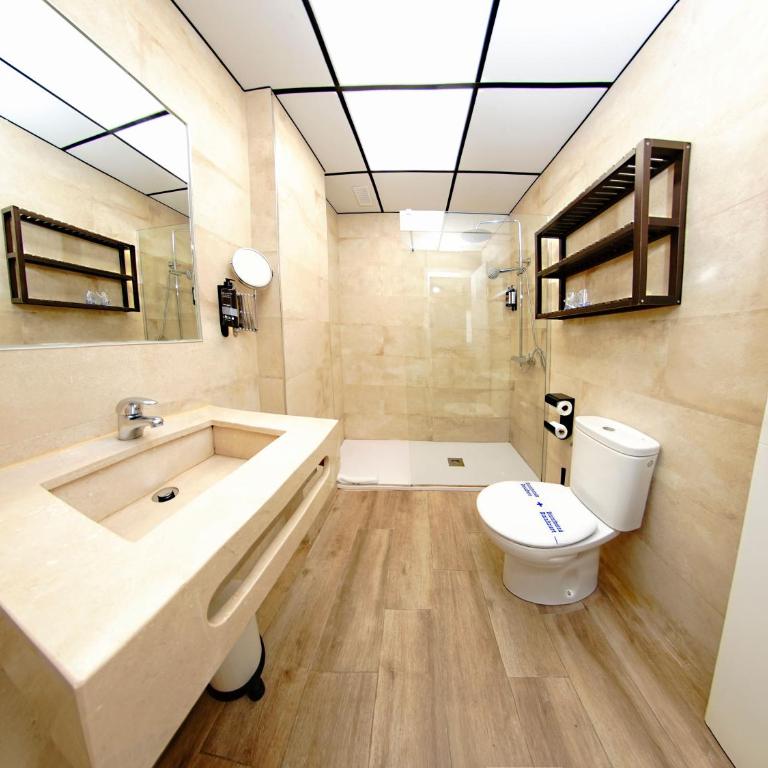 Hotel Zen Airport - Habitación Triple con servicio gratuito de enlace con el aeropuerto - 7