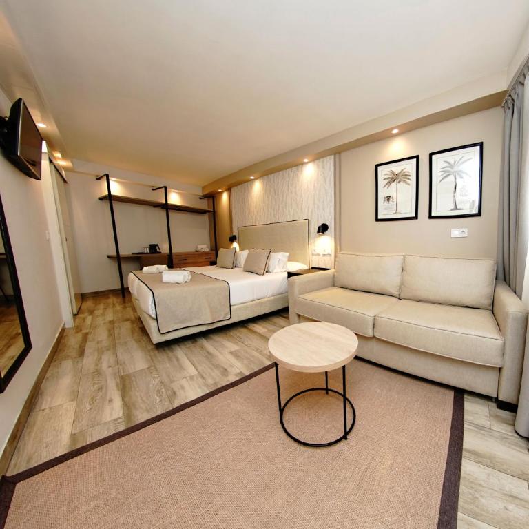 Hotel Zen Airport - Habitación Cuádruple Confort con traslado gratuito al aeropuerto - 6