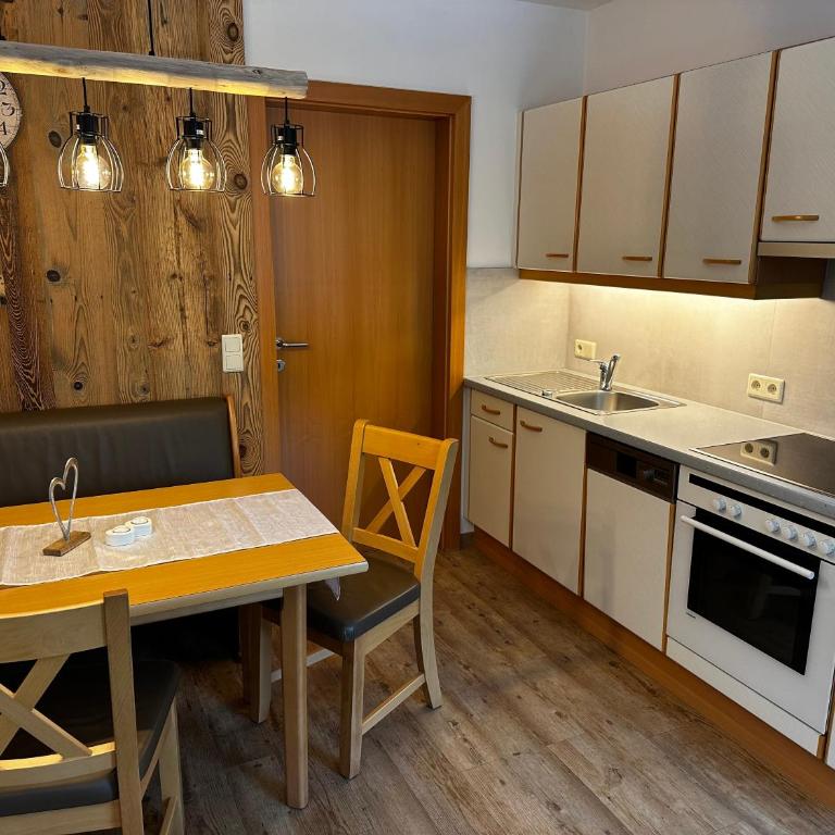Appartements Romantika & Appartement Barbara - Apartment mit 2 Schlafzimmern und Terrasse - 19