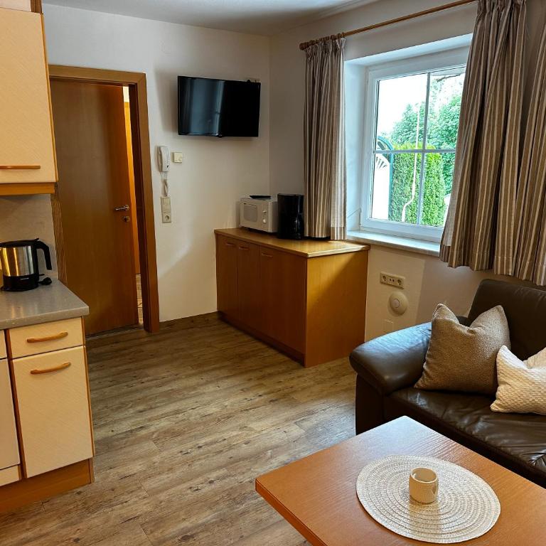 Appartements Romantika & Appartement Barbara - Apartment mit 2 Schlafzimmern und Terrasse - 17