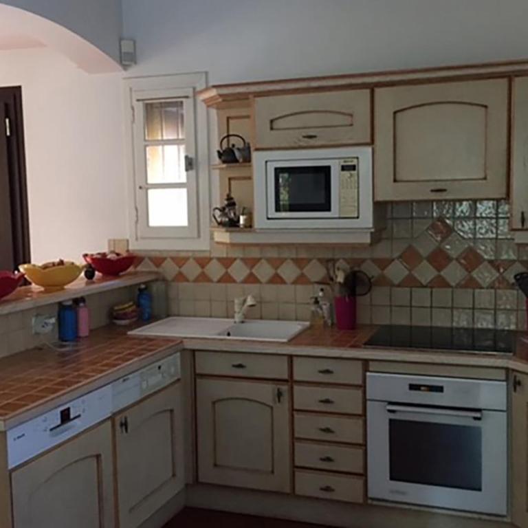 Suite Familiale Premium Piscine Parking et Fibre 2 chambres 1 salle de bain avec toilettes - Suite with Terrace - 13