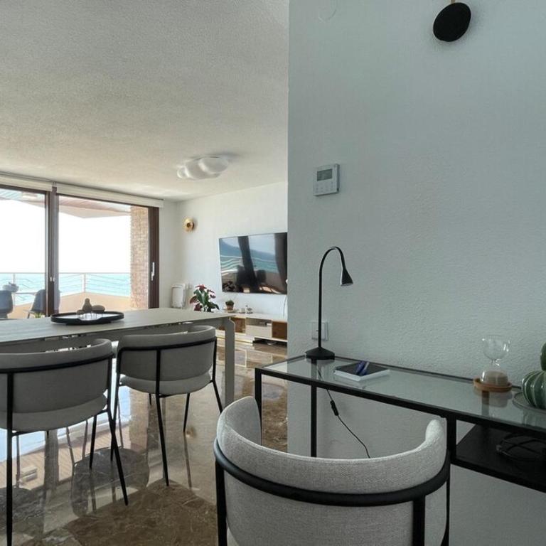 Large beachfront apartmen mediterranean views - Apartamento de 3 dormitorios con vistas al mar - 29