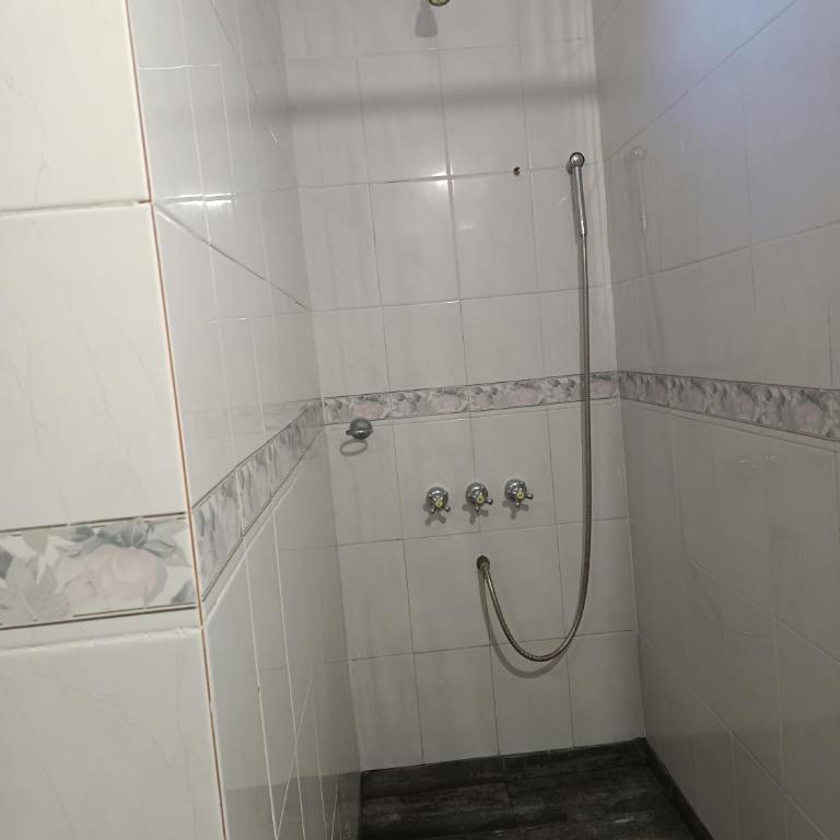 Refugio Quilmes Centro - Work & Relax - Comfort Quadruple Room - 11