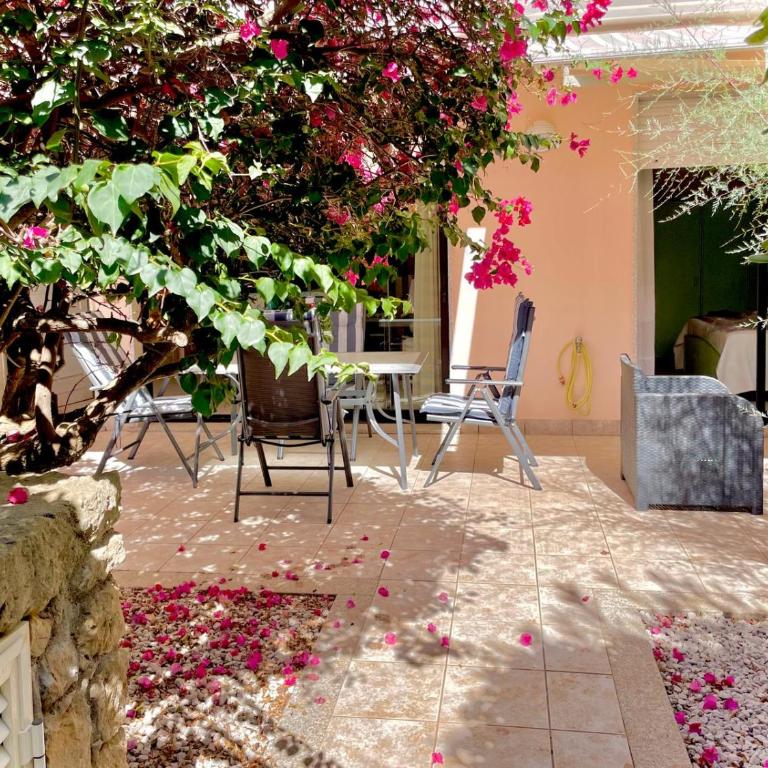Appartamento Calabona - Two-Bedroom Apartment with Terrace - 1