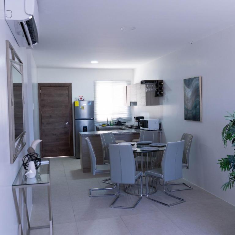 Casa Rafaela - Three-Bedroom Villa - 12
