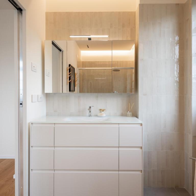 Quarta Dimensione - Appartamento con 3 Camere da Letto - 40
