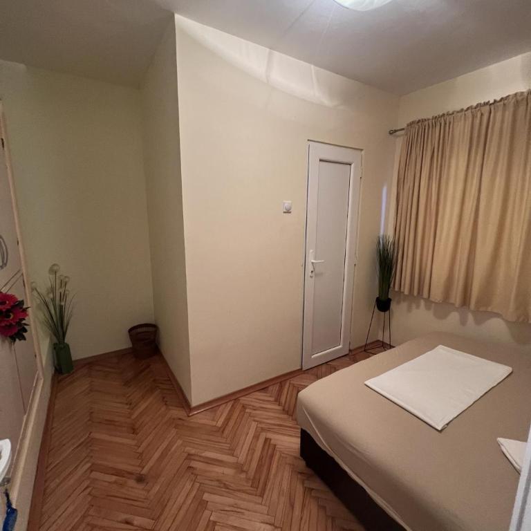 Apartmani Tina - Budget Doppelzimmer - 2