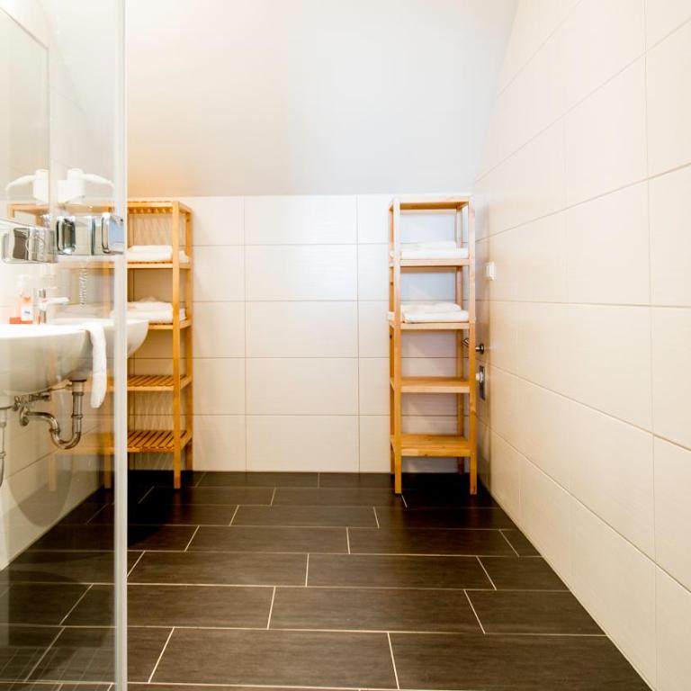 Cityhouse Apartments Schladming - Apartment mit 3 Schlafzimmern und Balkon - Nebengebäude - 12