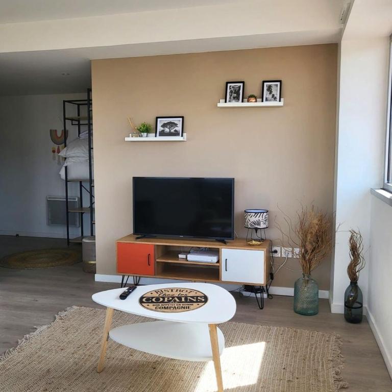 Bd Minimes Parking Free - Proche gare - Vue - Studio-Apartment - 13