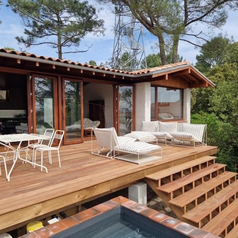 Panoramic Water Tower and Perched Cabin - Villa - 3