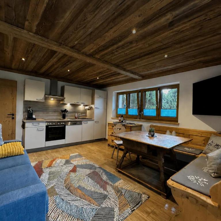 Ferienwohnung Bergzua - Apartment mit 1 Schlafzimmer und Dusche - 1