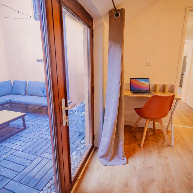 Les Suites St-Vincent - 1-6 pers - Cosy - Mer et ville à pied - Ground Floor Apartment with Terrace - 29