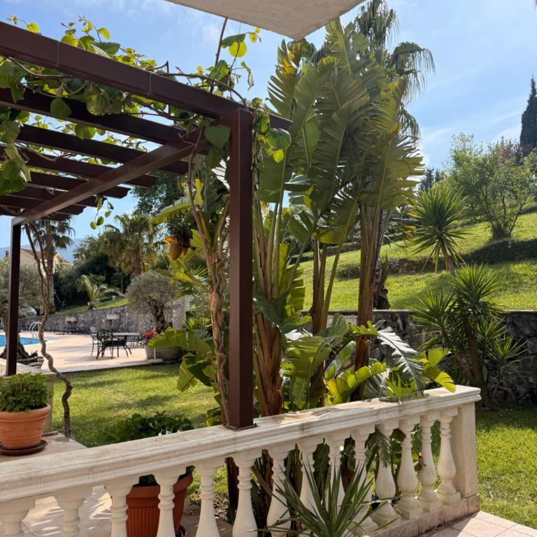 Monte Aria panorama suites - Apartment with Pool View - 13