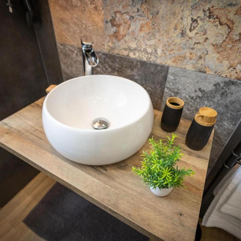 Di Fronte Zisa - One-Bedroom Apartment - 12