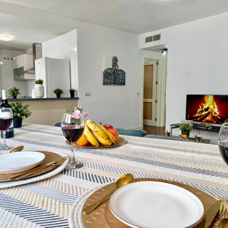 Peaceful Apartment by TuriVida - Two-Bedroom Apartment - 1