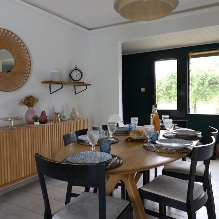 Stylish family villa with private pool & AC - Haus mit 3 Schlafzimmern - 34