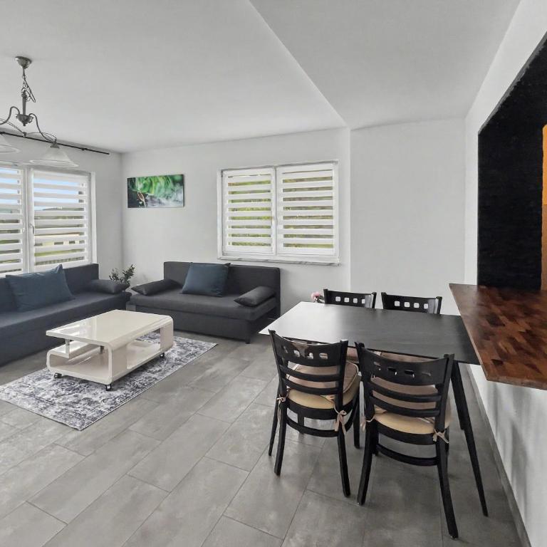 Gemütliches Apartment im Raum Villach - Apartment mit 3 Schlafzimmern und Balkon - 10