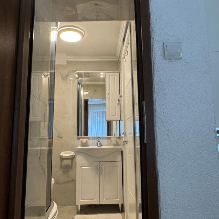 Guest House Alea - Double Room with Balcony and Sea View - 4