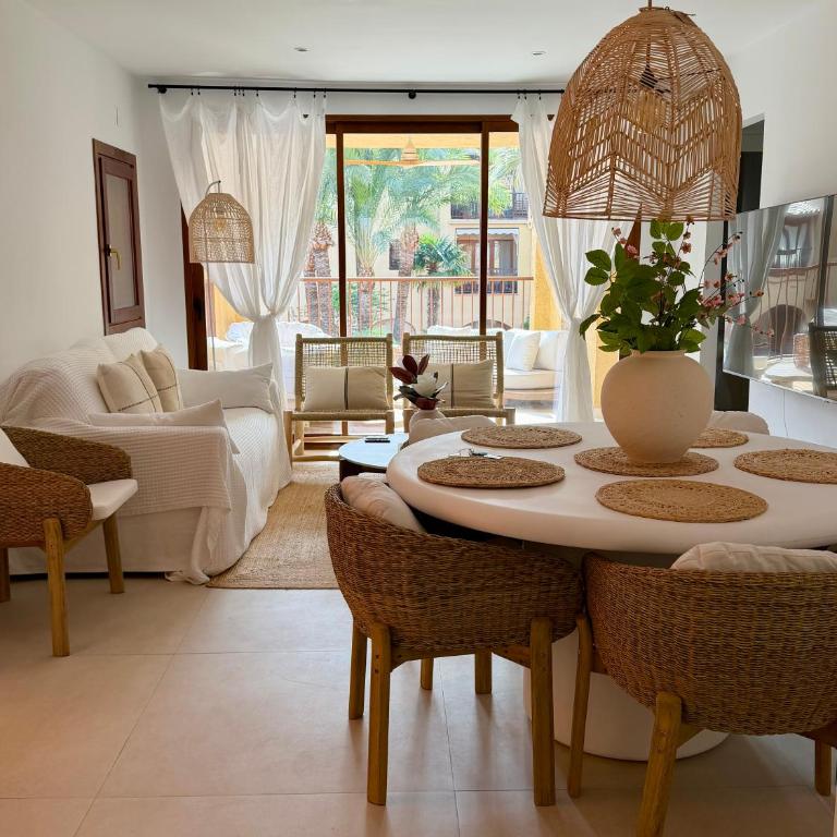 ALTEA BeachFront Bliss - Appartamento con 2 Camere da Letto - 13