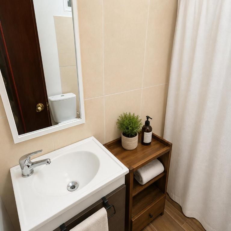 La Biblioteca Estudio Single - One-Bedroom Apartment - 1