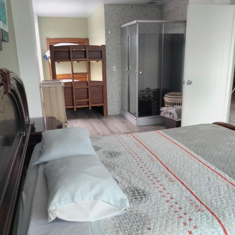 HOSPEDAJE YACUCALLE - Family Suite - 5